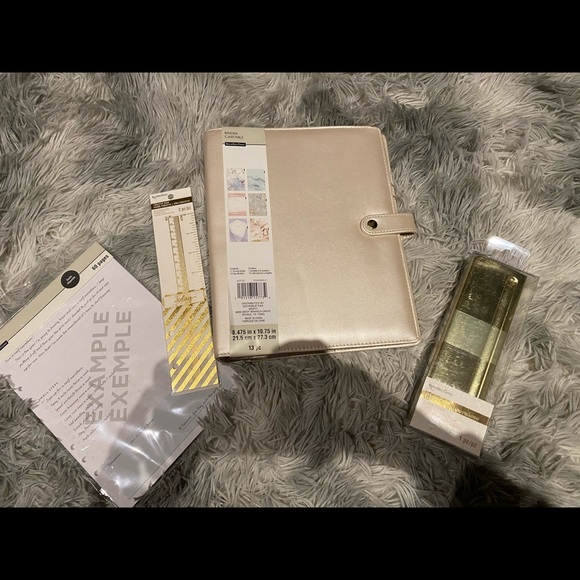 Brand new Planner and accessories - Picture 1 of 3